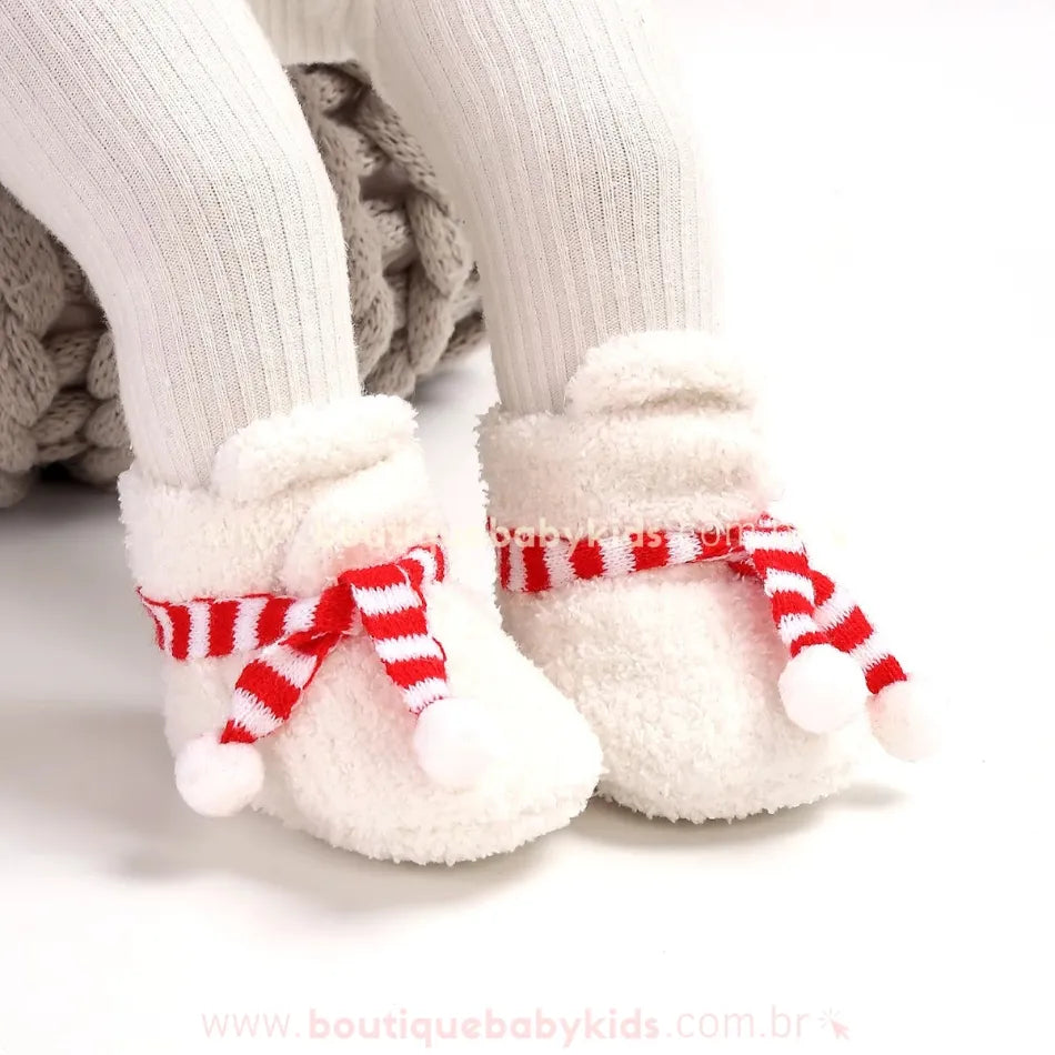 Botinha Bebê Natalina Cachecol com Pompons Branco - Boutique Baby Kids 
