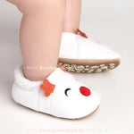 Pantufinha de Bebê Temática Natalina Rena Branca - Boutique Baby Kids 