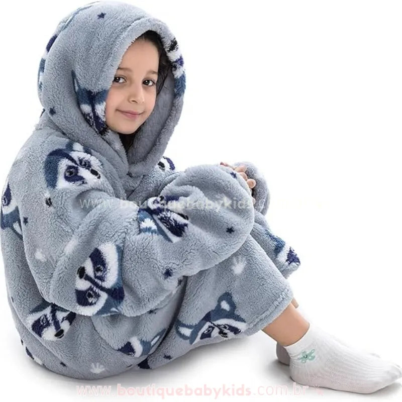 Cobertor de Vestir Infantil Guaxinim Travesso Oversized Azul com Capuz  - Boutique Baby Kids