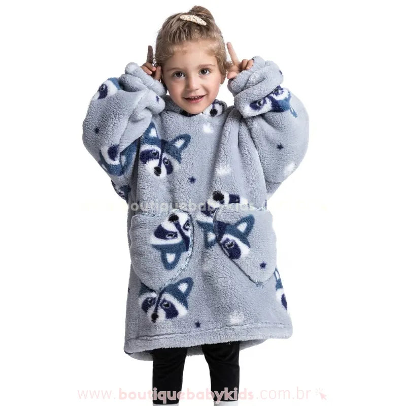 Cobertor de Vestir Infantil Guaxinim Travesso Oversized Azul com Capuz  - Boutique Baby Kids