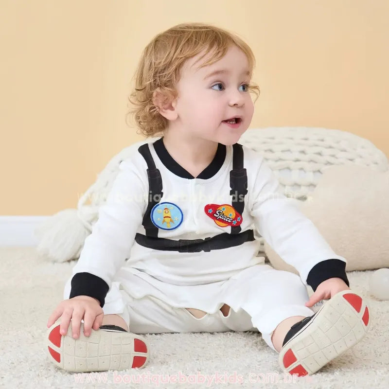 Macacão Bebê Temático Pequeno Astronauta