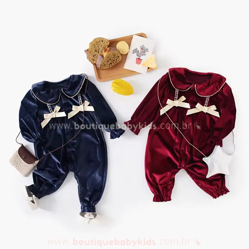 Macacão Bebê Veludo Encanto Real com Lacinhos - Boutique Baby Kids
