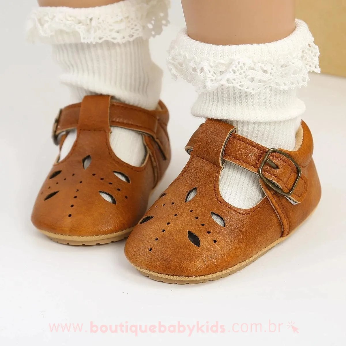 Sapato Bebê Couro Clássico com Faixa