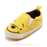 Tênis Bebê Slip Disney Ursinho Pooh Amarelo - Frete Grátis - Boutique Baby Kids